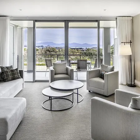 Hilton Lake Taupo-2
